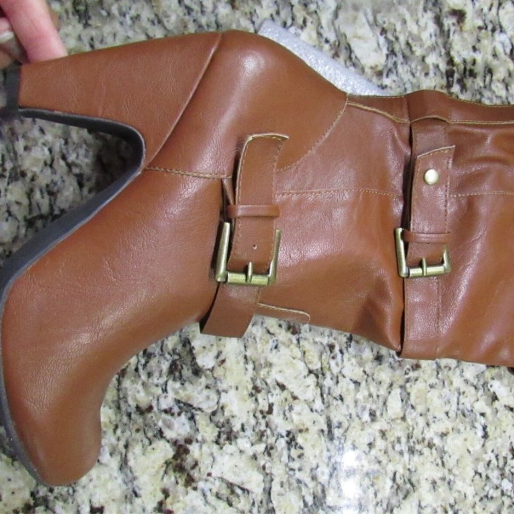 NEW DOLCE MOJO MOXY COGNAC BOOTS WOMENS 7